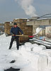 Очистка снега на плоской крыше с ограждениями © АльпМастер т.518-40-84, 8-926-230-63-41